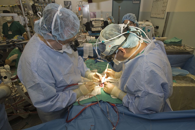Некоторым пациентам способно помочь только хирургическое вмешательство