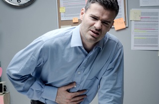 Почему возникает хронический сухой кашель