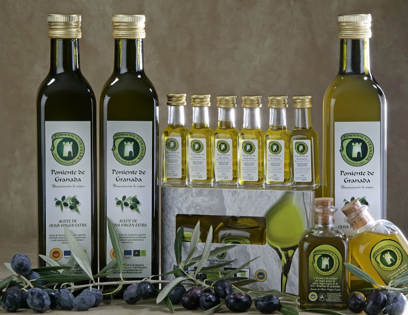 Испанское оливковое масло. Оливковое масло Villa de Oliva. Испанское оливковое масло Excelencia. Оливковое масло из Испании. Оливковое масло дорогое.