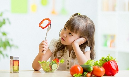 Вводить свежие овощи в детское меню можно только по согласованию с врачом