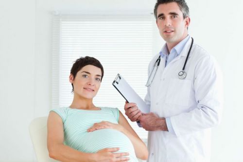 Беременная на приеме у врача