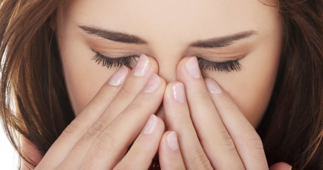 Резь в глазах – причины и лечение в зависимости от симптомов