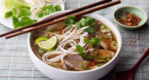 Суп фо бо польза и вред. Американский интернет-портал Business Insider включил вьетнамский суп фо в список самых вкусных в мире блюд